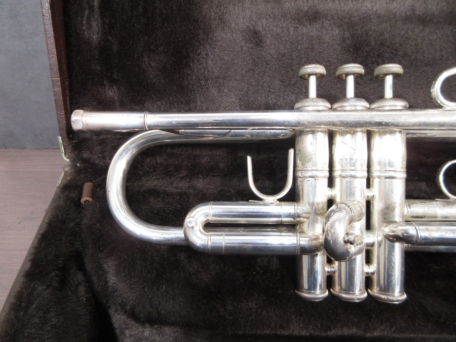 Bach Trumpet Stradivarius 180ML37 #357621 with Case USED2