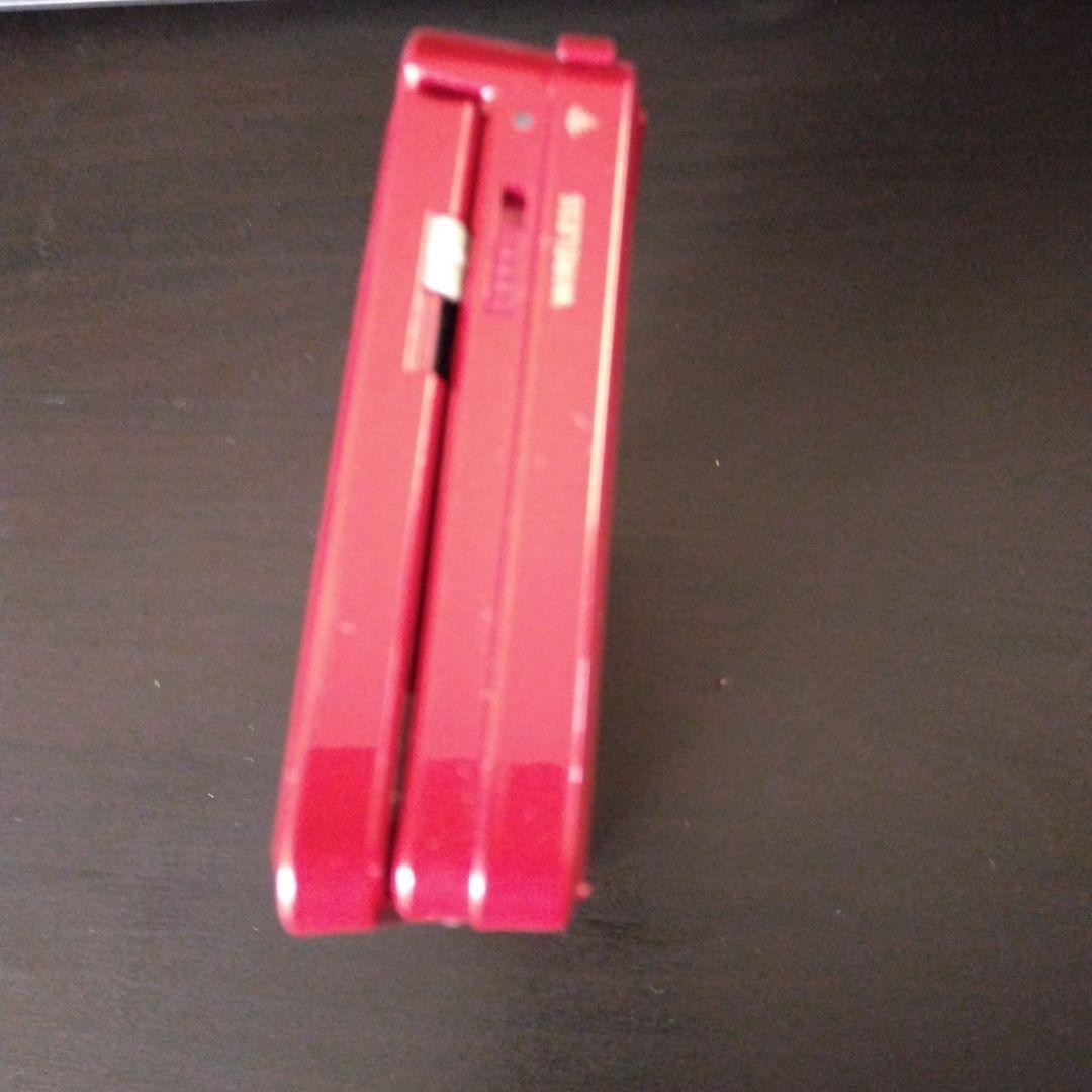 Nintendo 3DS Metallic Red Game Console Stylus Excellent with Charger BOX USED2