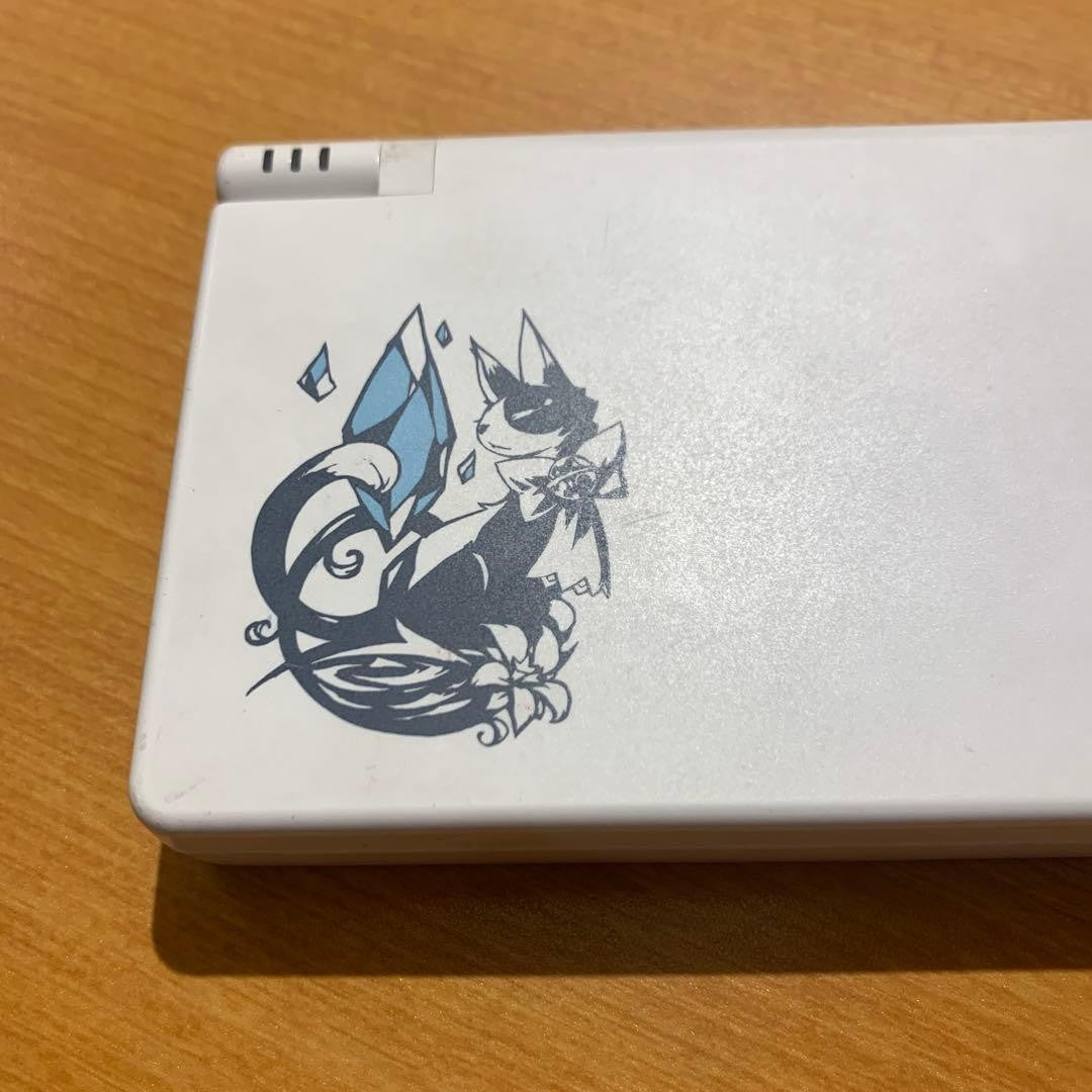Nintendo DSi LL Console Final Fantasy Crystal Chronicles Edition USED1