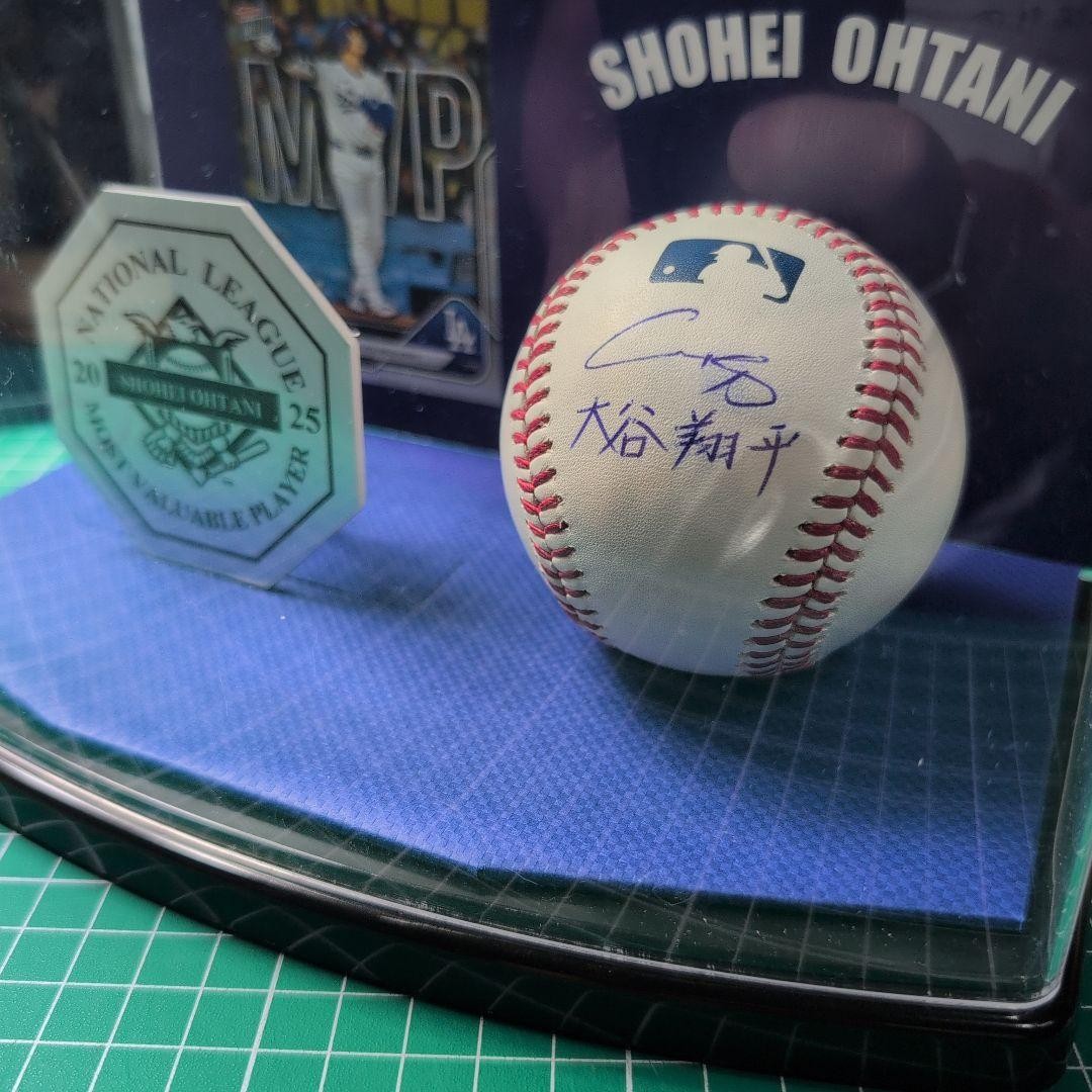 SHOHEI OHTANI Autographed Ball Auto BASEBALL MLB Dodgers Japan6