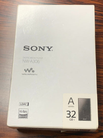 SONY NWA306 Blue WALKMAN 32GB HiRes Audio Player English Language USED5