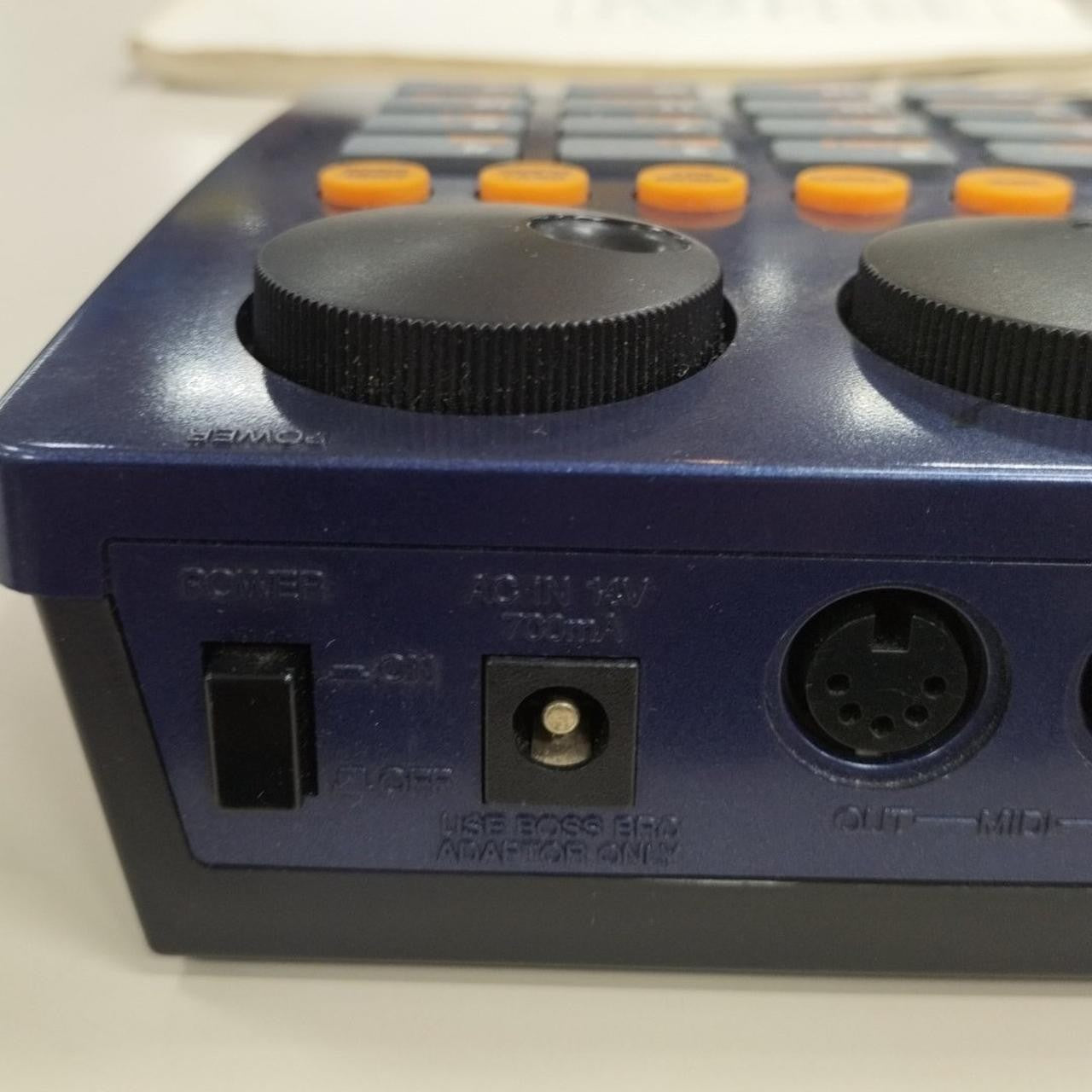 BOSS DR770 Drum Machine Rhythm Machine Compact Groove Box AC Adapter USED8