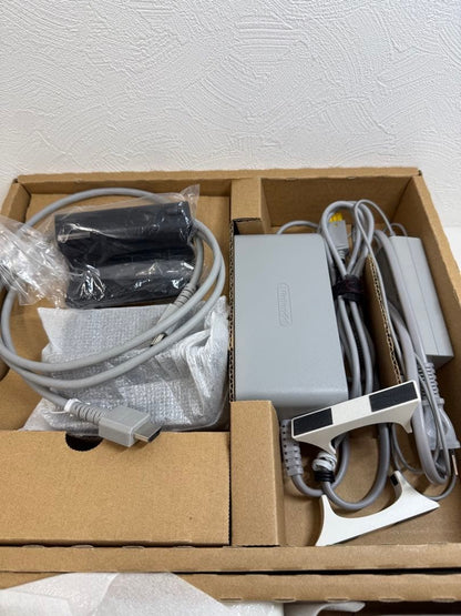 Nintendo Wii U Premium Set White 32GB Console GamePad Tested Working Japan2