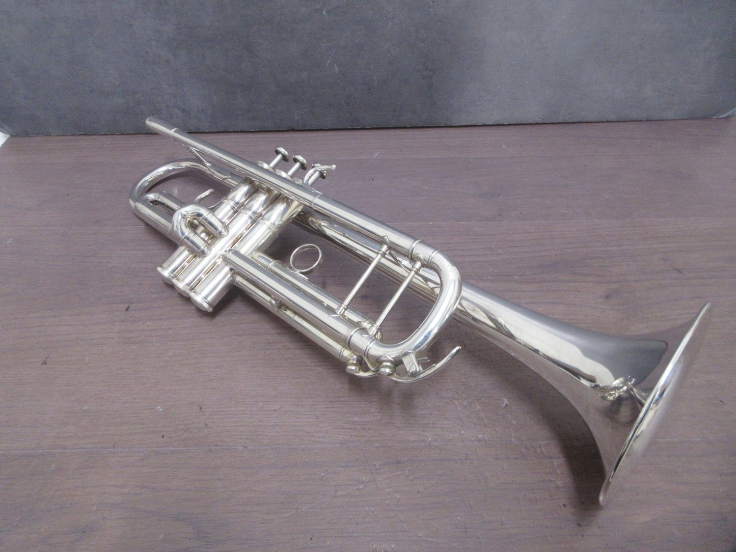YAMAHA Trumpet Xeno YTR8335G #513851 with Case USED4