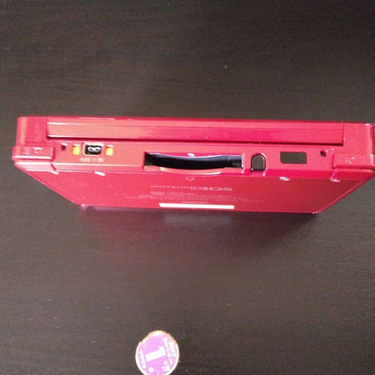 Nintendo 3DS Metallic Red Game Console Stylus Excellent with Charger BOX USED4