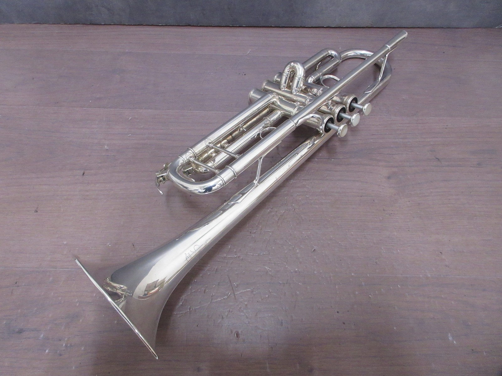 YAMAHA Trumpet Xeno YTR8335G #513851 with Case USED6