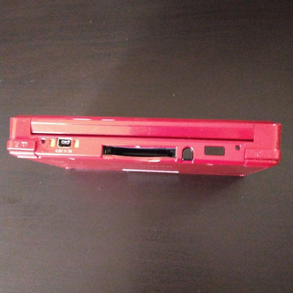 Nintendo 3DS Metallic Red Game Console Stylus Excellent with Charger BOX USED6