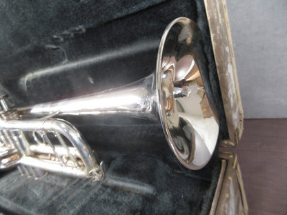 Yamaha Xeno YTR-8335US Silver Trumpet Musical instrument #201892 with Hard case4