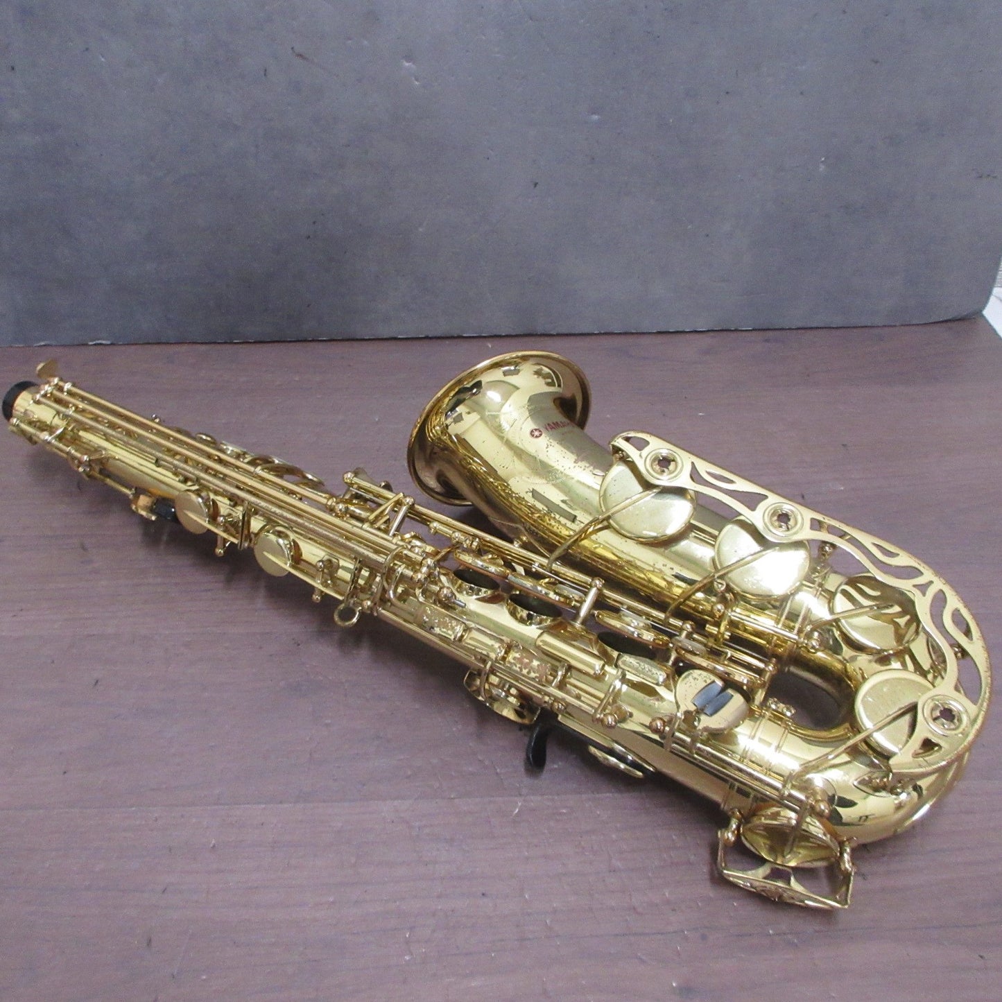 YAMAHA YAS-62 Alto Saxophone Purple Logo with Case USED1