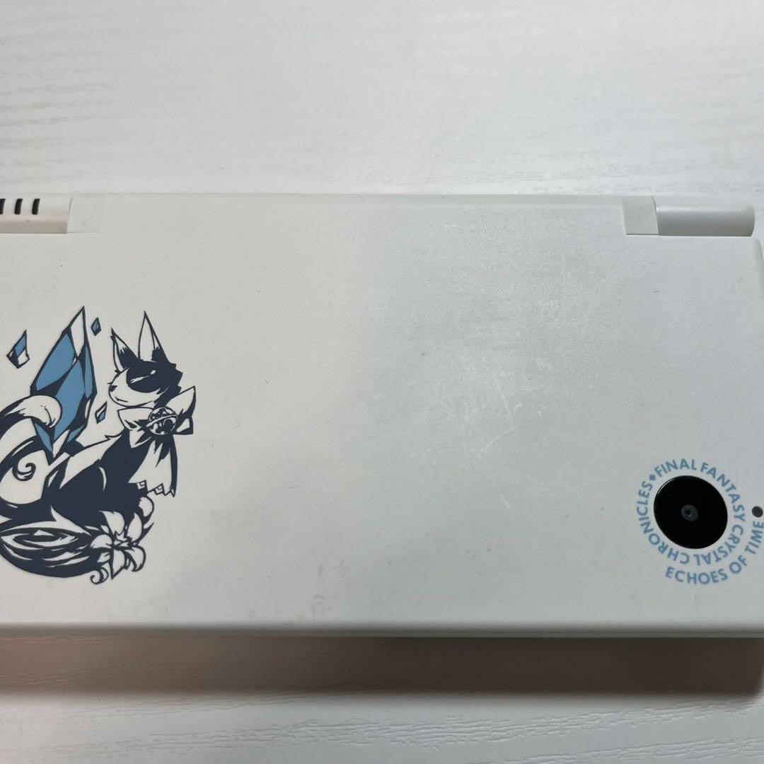 Nintendo DSi Crystal Chronicles Final Fantasy Console Japan Almost Unused3
