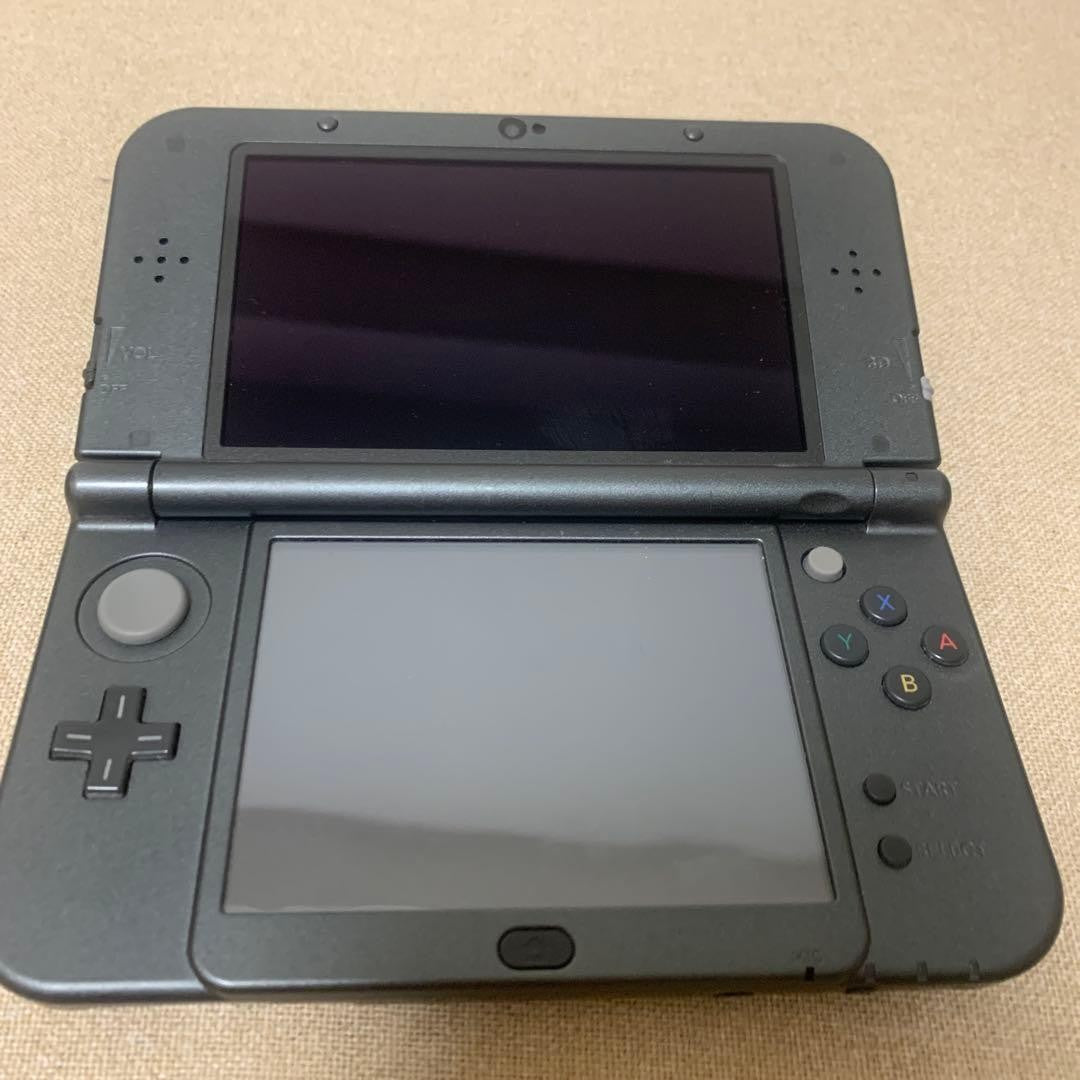 New Nintendo 3DS XL LL The Legend of Zelda Majora's Mask Console only USED5