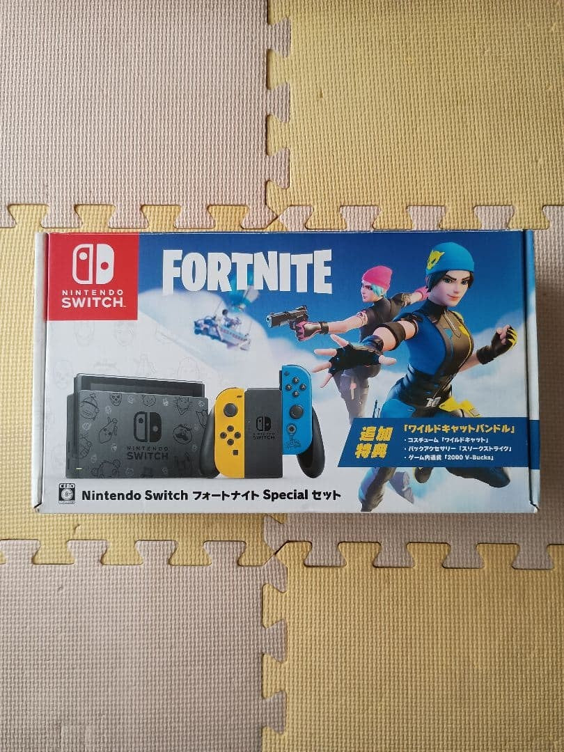 Nintendo Switch HAC001(01) Fortnite Wildcat Console Bundle Code NOT INCLUDED0