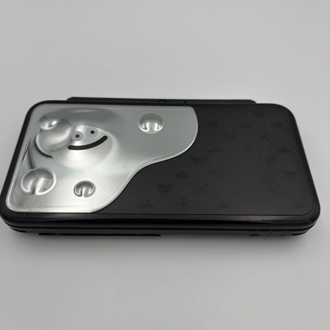 New Nintendo 2DS XL LL Dragon Quest Accurate Hagure Metal Edition w/Charger USED0