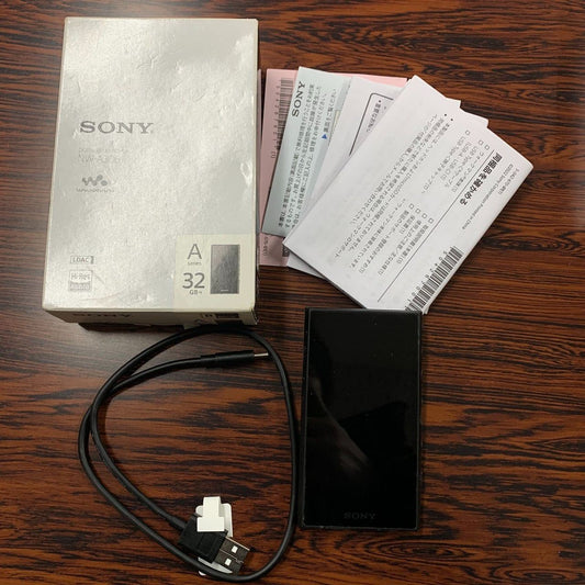 SONY NWA306 Blue WALKMAN 32GB HiRes Audio Player English Language USED0