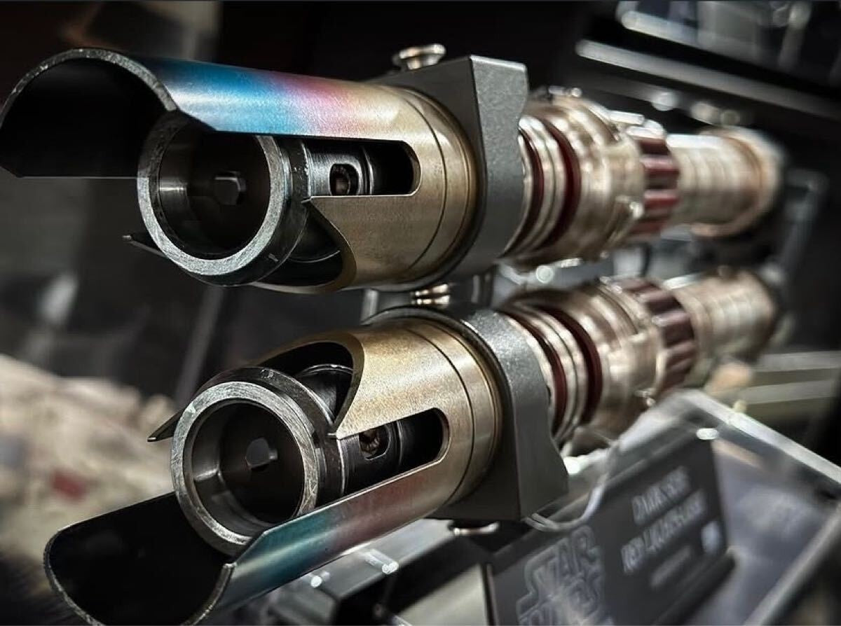 Star Wars EFX Dark Side Rey Lightsaber 1:1 Prop Replica Artist Proof Ltd NEW2
