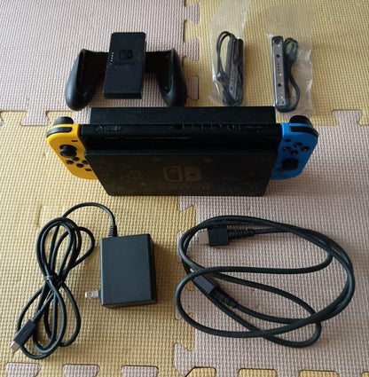 Nintendo Switch HAC001(01) Fortnite Wildcat Console Bundle Code NOT INCLUDED6