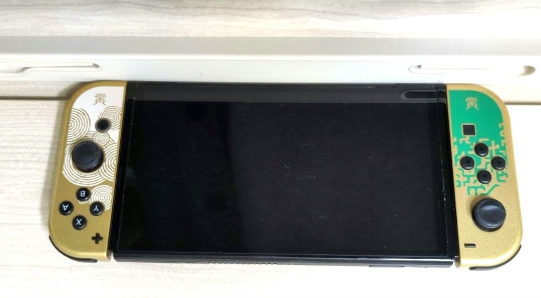 Nintendo Switch OLED The Legend of Zelda Tears of the Kingdom Console Excellent1
