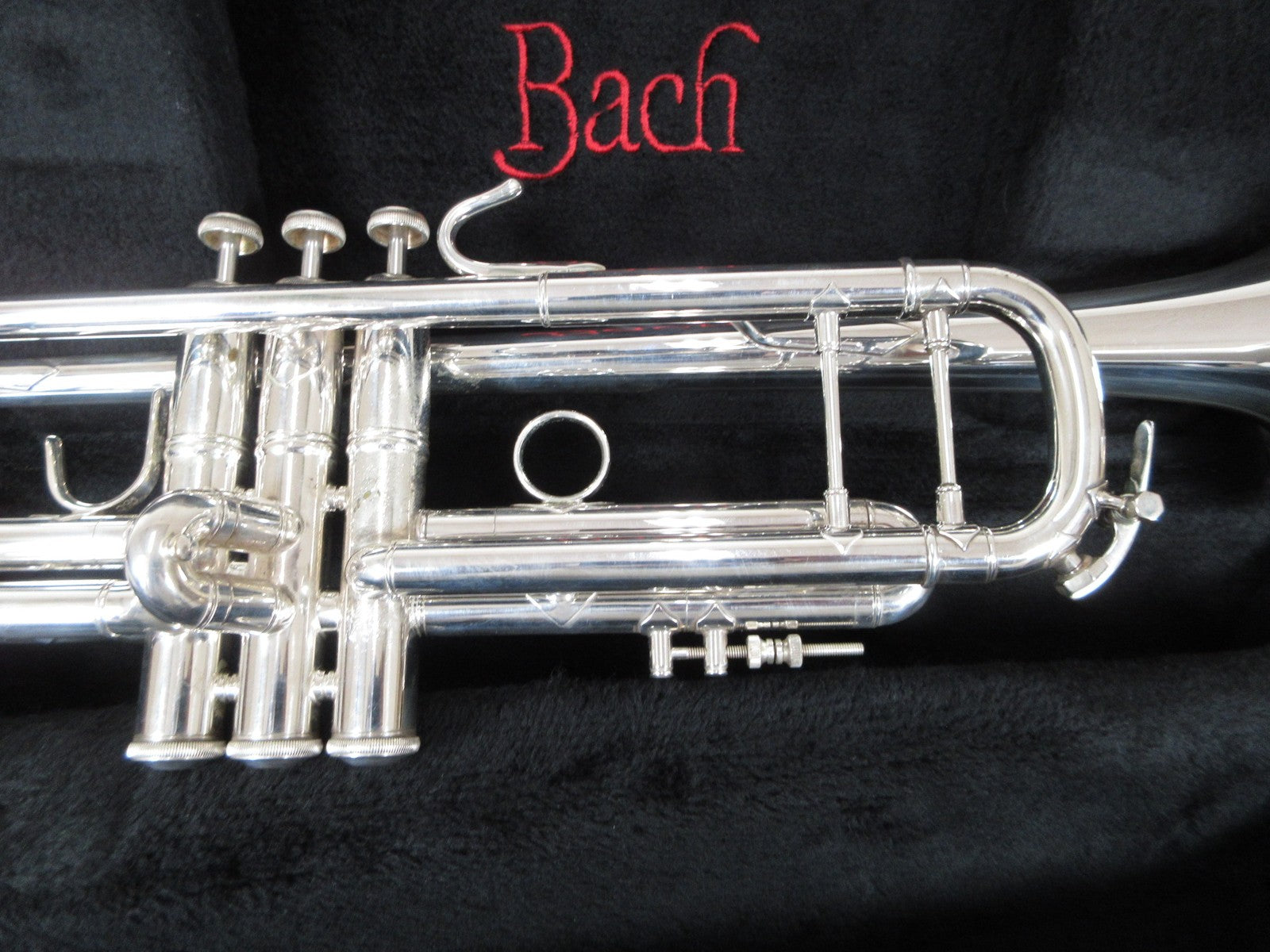 Bach Trumpet Stradivarius 180ML37 #730290 with Case USED2