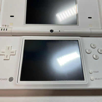 Nintendo DSi Crystal Chronicles Final Fantasy Console Japan Almost Unused11
