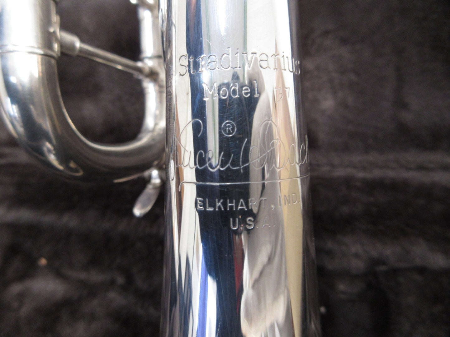 Bach Trumpet Stradivarius 180ML37 #357621 with Case USED8