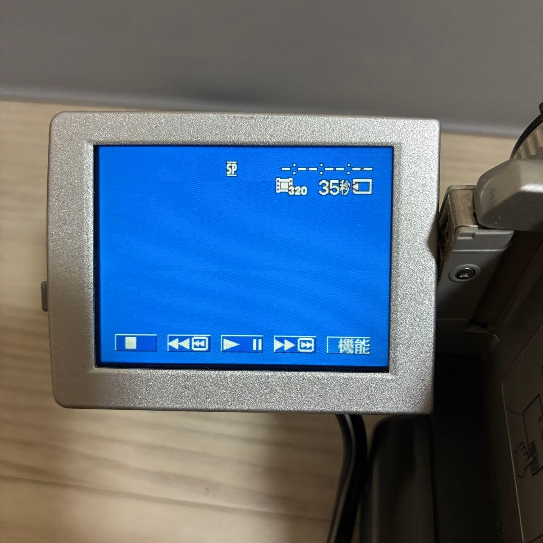 Sony Handycam DCRPC101 MiniDV Camcorder Operation Confirmed USED5