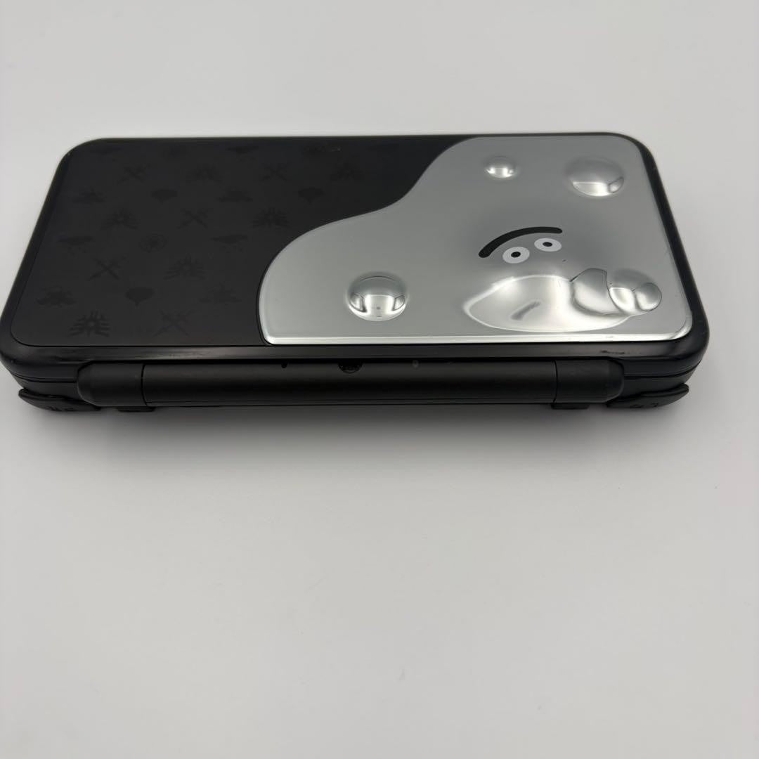 New Nintendo 2DS XL LL Dragon Quest Accurate Hagure Metal Edition w/Charger USED2