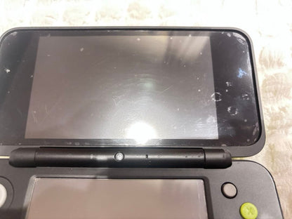 New Nintendo 2DS XL LL Black Lime Console Charger Box Japanese with BOX USED4