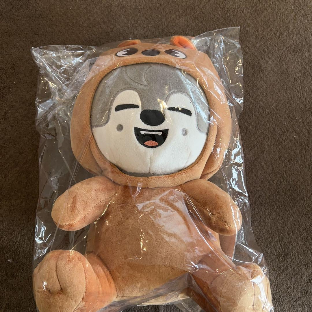 Stray Kids Fan Connecting 2024 SKZOO Toy World Hugging Plush Bang Chan Wolf Chan2