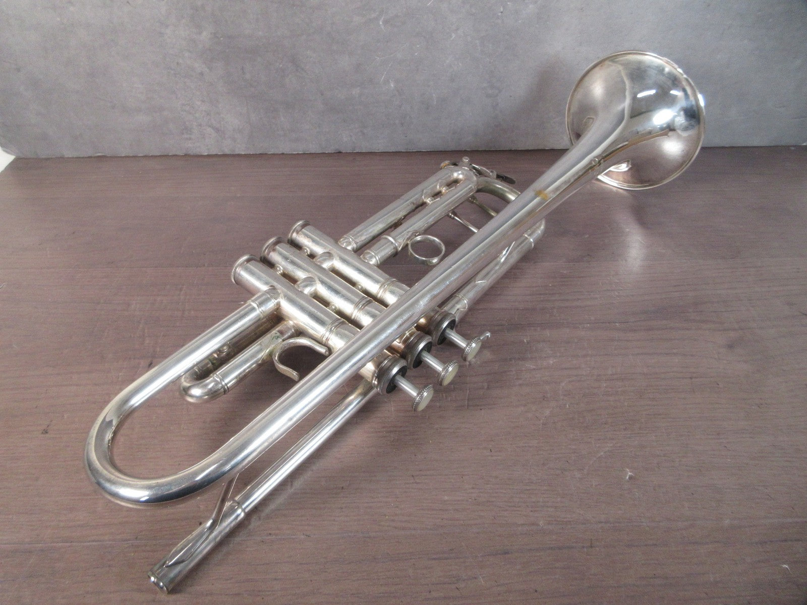 Yamaha Xeno YTR-8335US Silver Trumpet Musical instrument #201892 with Hard case9