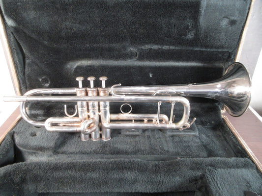 Yamaha Xeno YTR-8335US Silver Trumpet Musical instrument #201892 with Hard case0