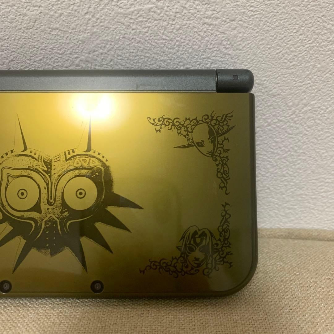 New Nintendo 3DS XL LL The Legend of Zelda Majora's Mask Console only USED2