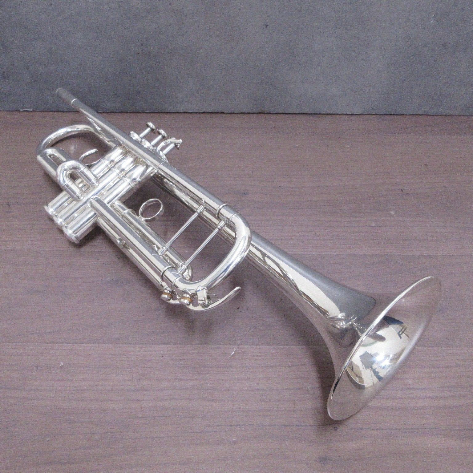 YAMAHA Trumpet Xeno YTR8335 #506151 with Case USED1