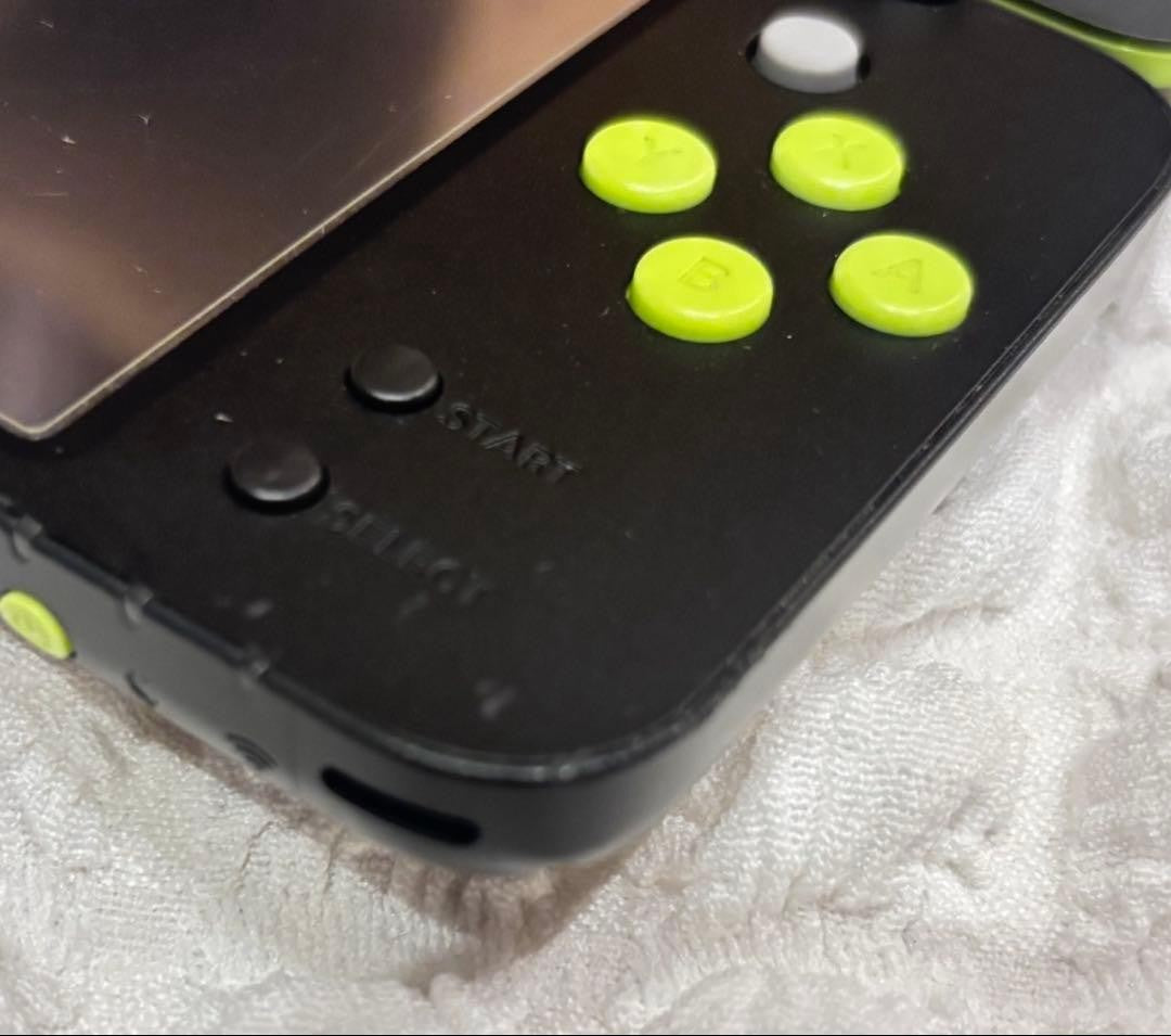 New Nintendo 2DS XL LL Black Lime Console Charger Box Japanese with BOX USED5
