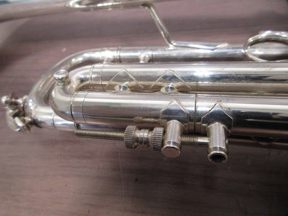 Bach Trumpet Stradivarius 180ML37 #357621 with Case USED23